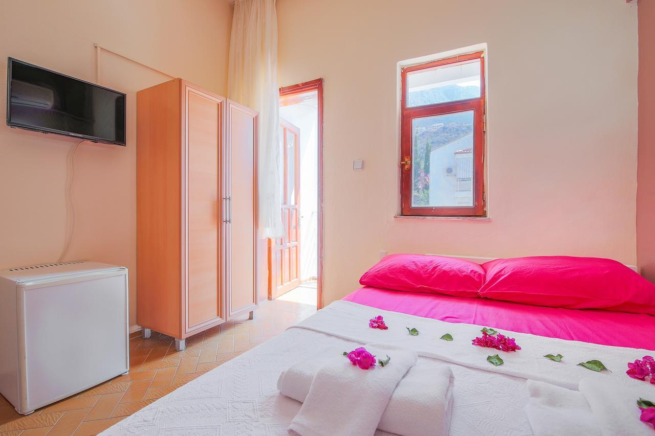 Saray Pansiyon Kaş Ngoại thất bức ảnh